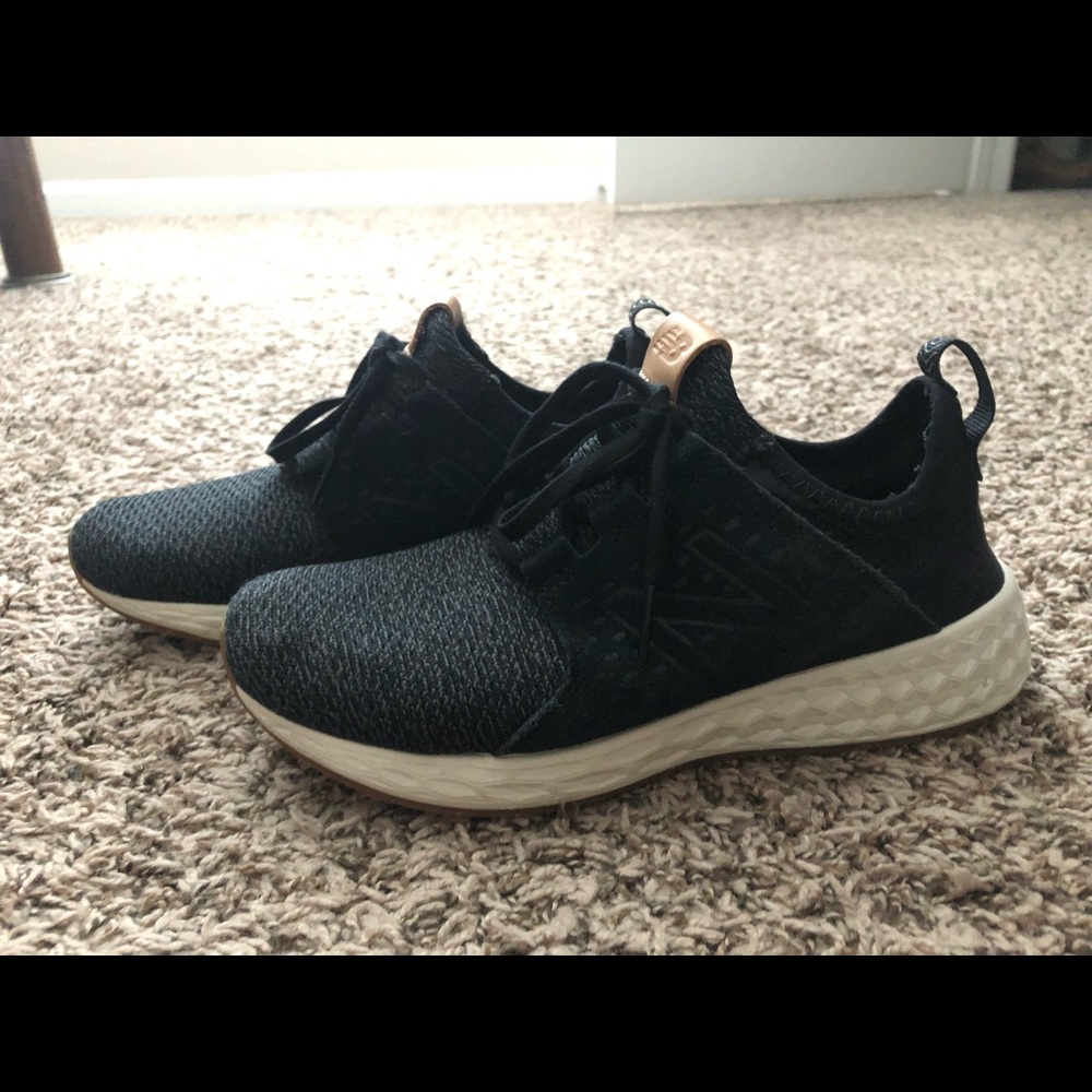 New Balance Tennis Shoes